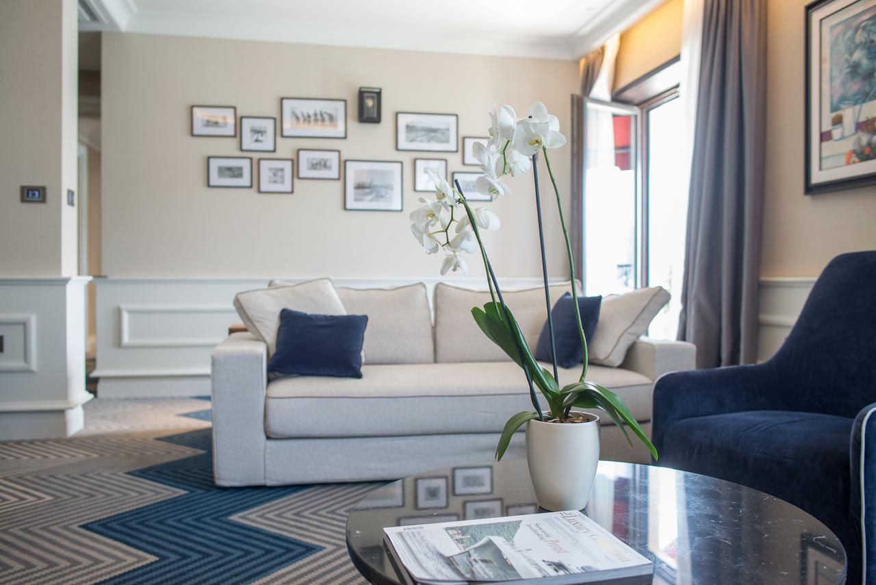 Boutique Hotel La Roche Tivat Ngoại thất bức ảnh