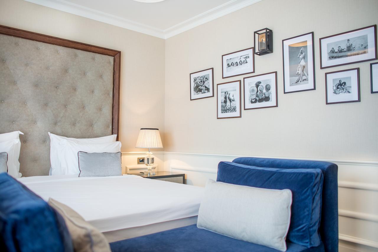 Boutique Hotel La Roche Tivat Ngoại thất bức ảnh