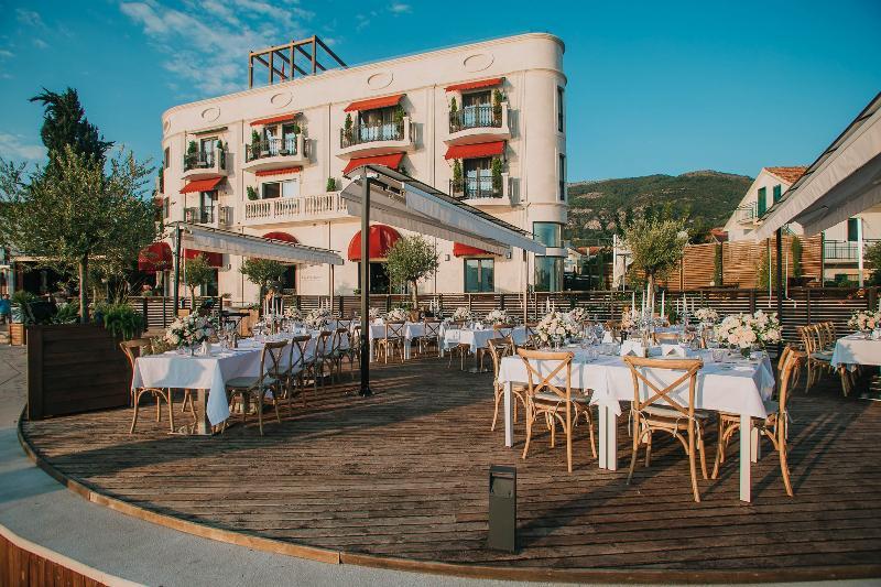 Boutique Hotel La Roche Tivat Ngoại thất bức ảnh