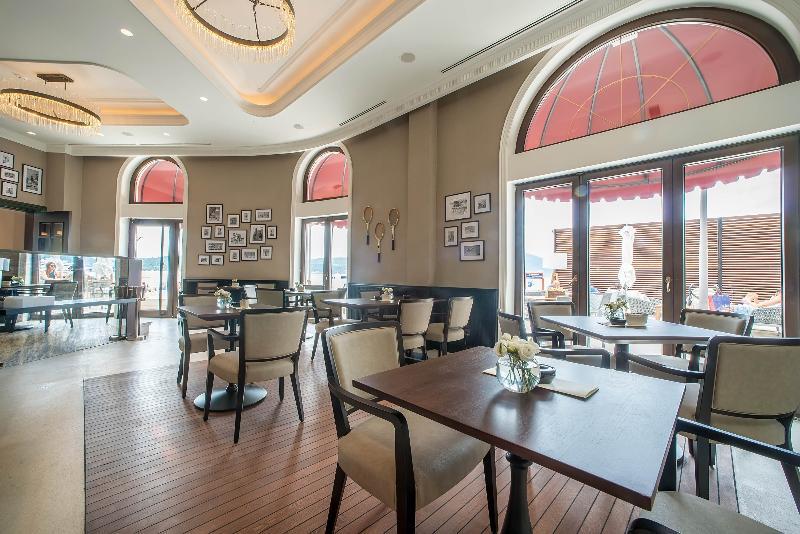 Boutique Hotel La Roche Tivat Ngoại thất bức ảnh